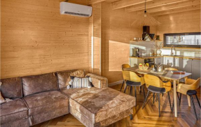 2 Bedroom Awesome Home In Trzesacz Śliwin